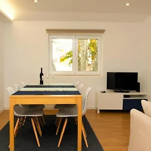  Apartment Beco Torto,